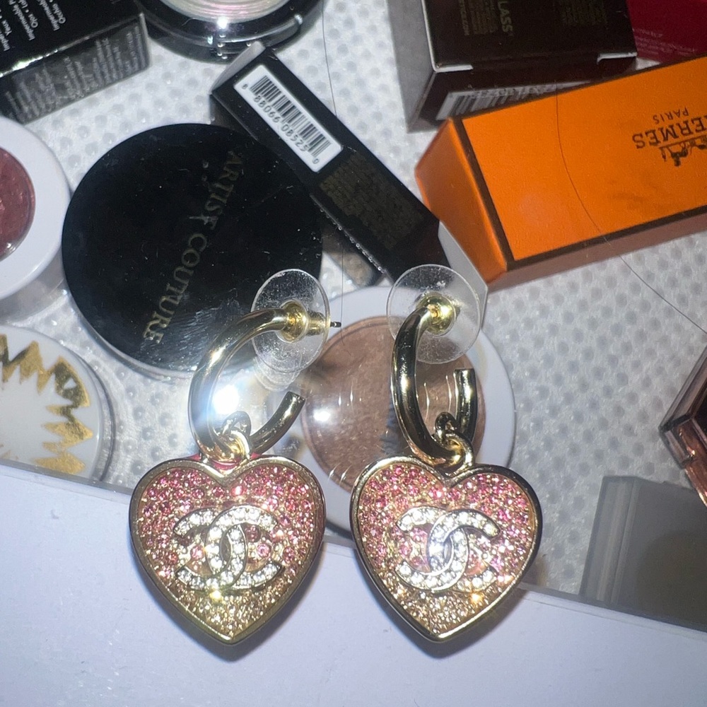 Chanel cc pink rhinestone heart earrings